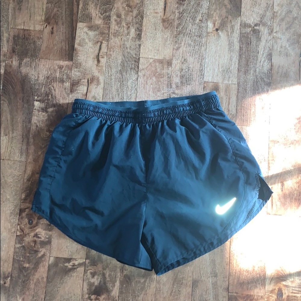 NIKE DRIFIT TEMPO SIZE M BLACK
